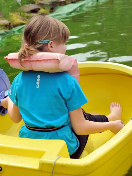 Kinder Spiel & SpaÃŸ Fabrik Pedal boats